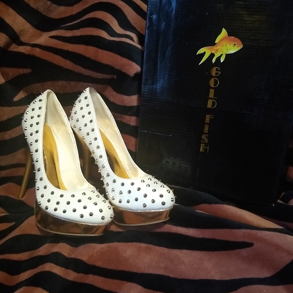 Goldfish Shoes - 💗 Spikey Platform Stilletos 💗